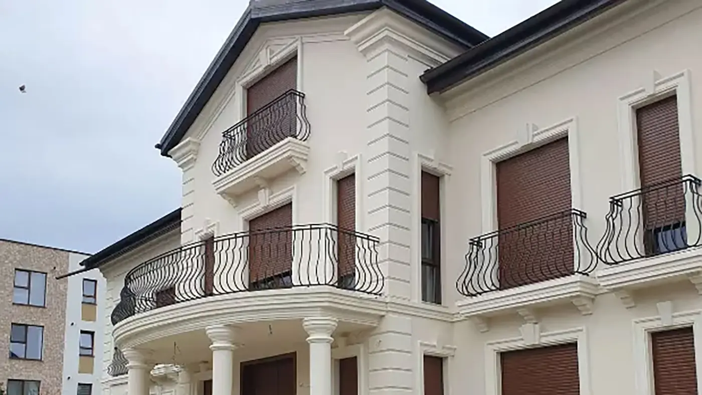 Case particulare, Fațade rezidențiale