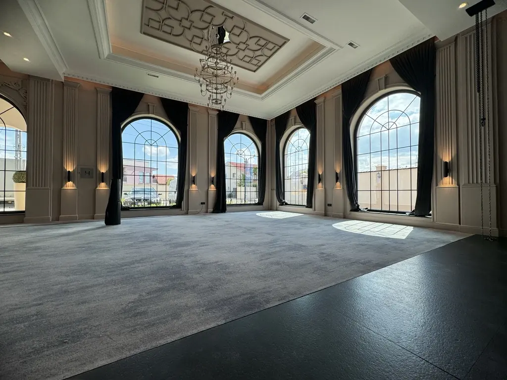 Palazzo, Salon de evenimente, prima sală